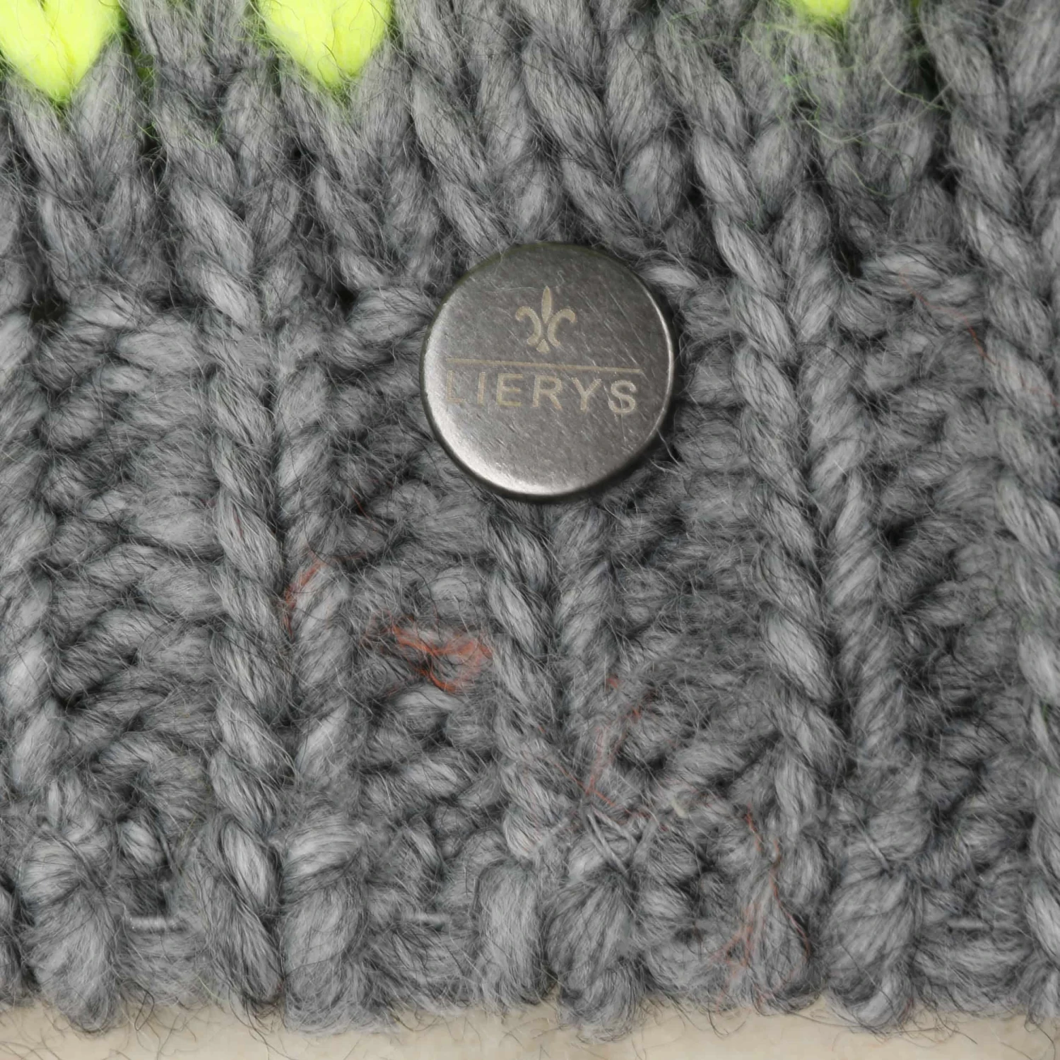 Eyecatcher Bommelmütze By Lierys 4 Eyecatcher Bommelmütze By Lierys – Bild 4